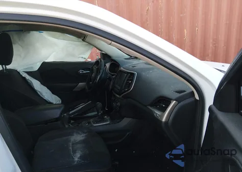 2017 Jeep Cherokee Latitude Fwd z USA, uszkodzony, nr VIN 1C4PJLCB8HW617844